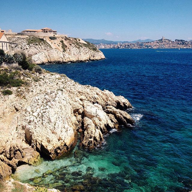 in love with this view 😍❤️✌🏻️#evjfnono #marseille