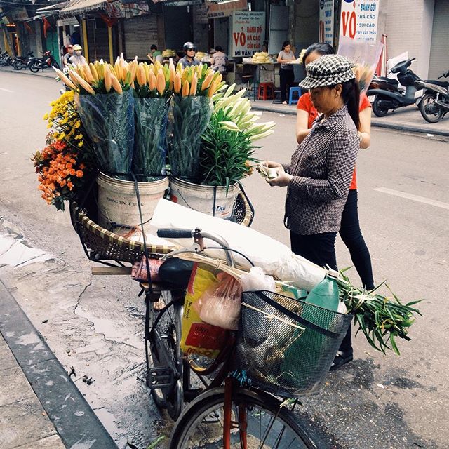 flower bike from Hanoi 💐💛 #latergram #hanoi